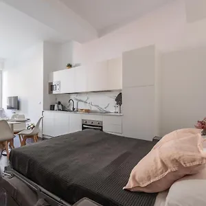 We - Bandello House, Corso Magenta Appartamento Milano